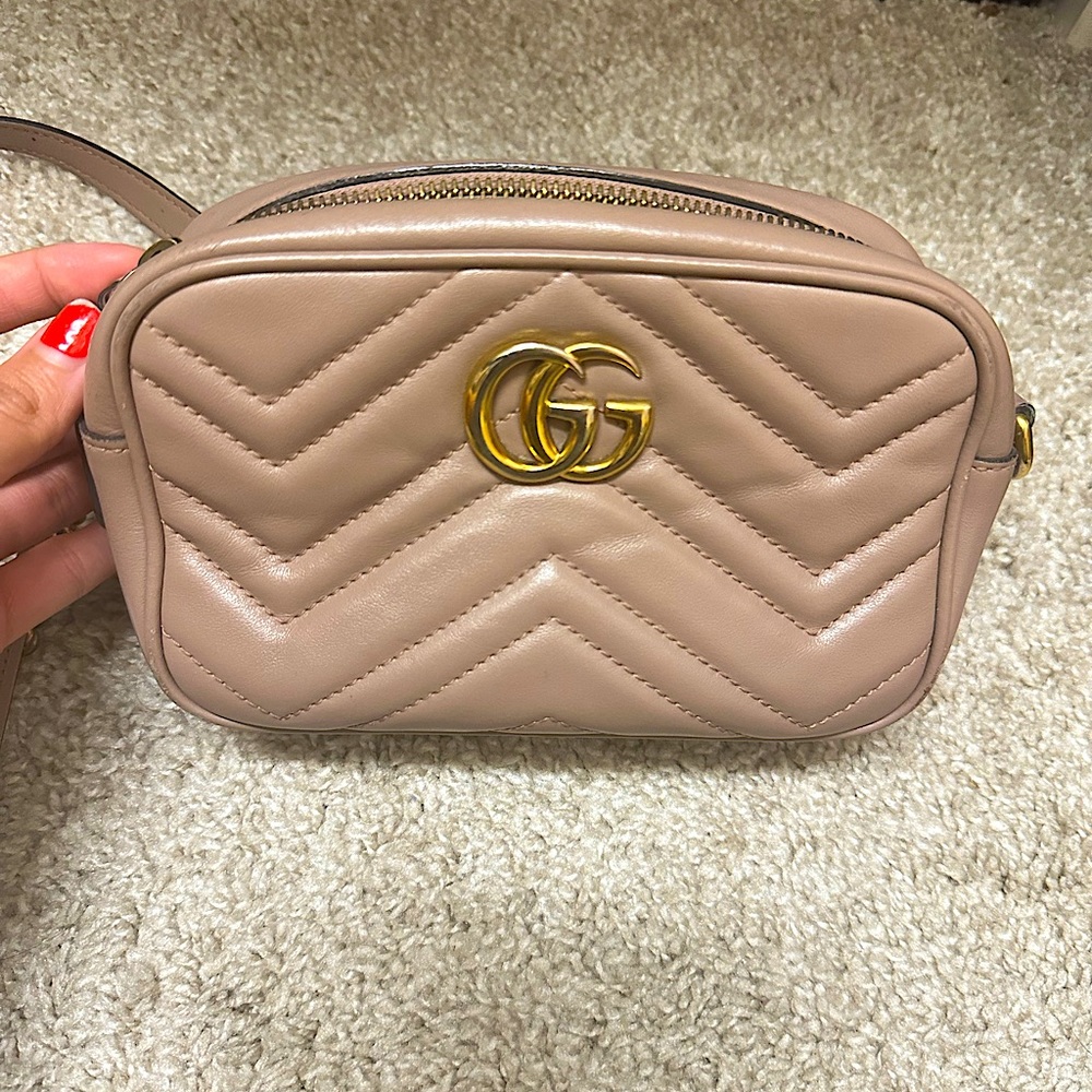 Gucci Marmont GG Mini Crossbody Bag